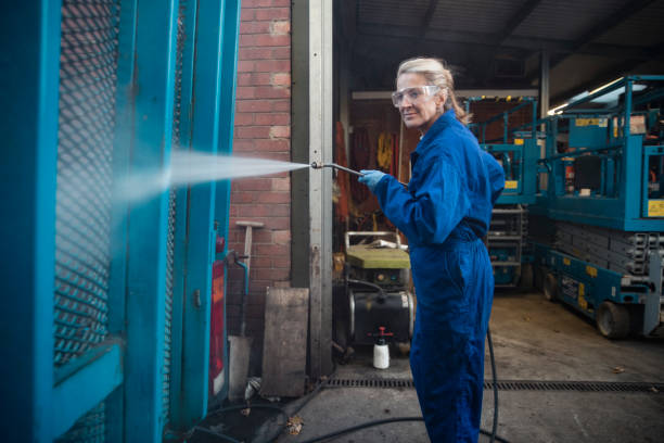 Best Commercial Pressure Washing  in Santa Fe, TX